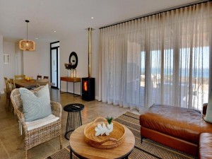  Vacation Hub International | The Shark Bay Villas Lobby