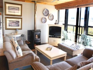  Vacation Hub International | Sani Valley Nature Lodges Lobby