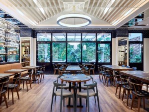  Vacation Hub International | Radisson Blu 1882 Hotel, Barcelona Sagrada Familia Lobby
