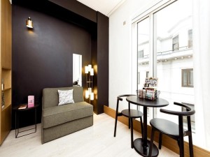  Vacation Hub International | Wilde Aparthotels London Covent Garden Lobby