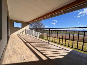  Vacation Hub International | House At The Stables Lobby