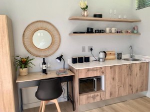  Vacation Hub International | Constantia Winelands Lodge Lobby