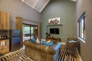  Vacation Hub International | Wildheart Safari - Zesty Zebra Lobby
