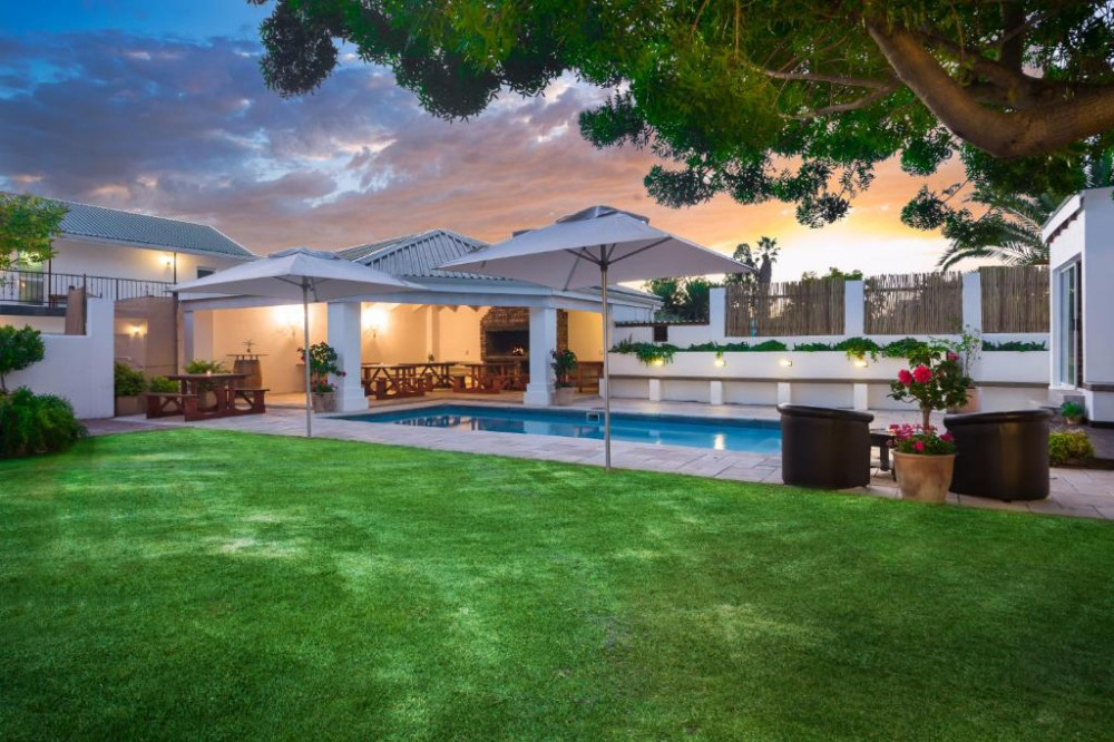 Vacation Hub International - VHI - Citrusdal Country Lodge