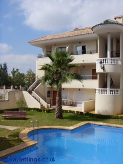 Vacation Hub International - VHI - Beautiful Spanish Penthouse