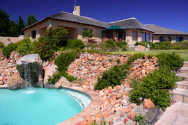 Vacation Hub International - VHI - Blue Tangerine Luxury Guest House