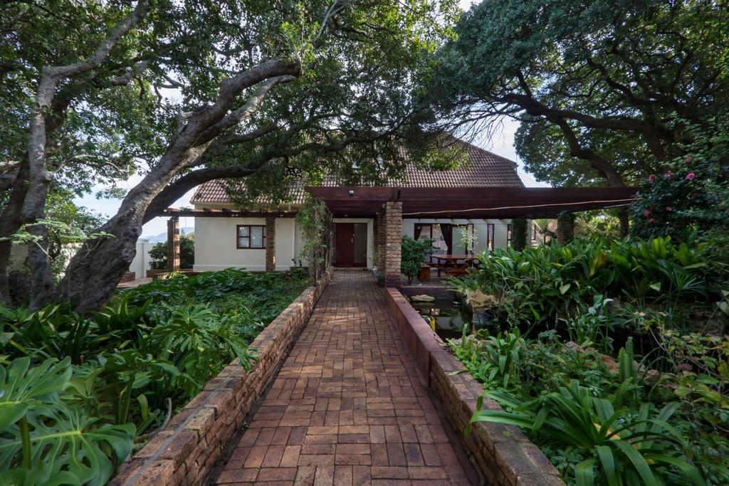 Vacation Hub International - VHI - Milkwood Lodge Guest Lodge Hermanus