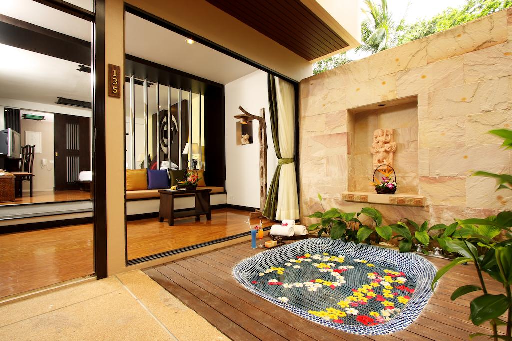 Vacation Hub International - VHI - Andaman Cannacia Resort