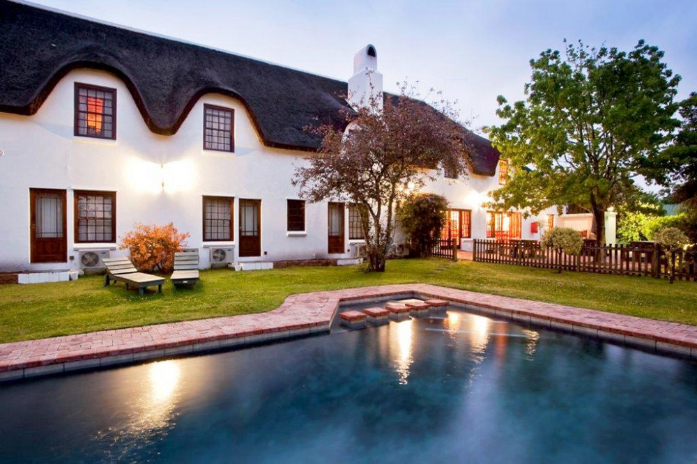 Vacation Hub International - VHI - Oakhurst Hotel- George