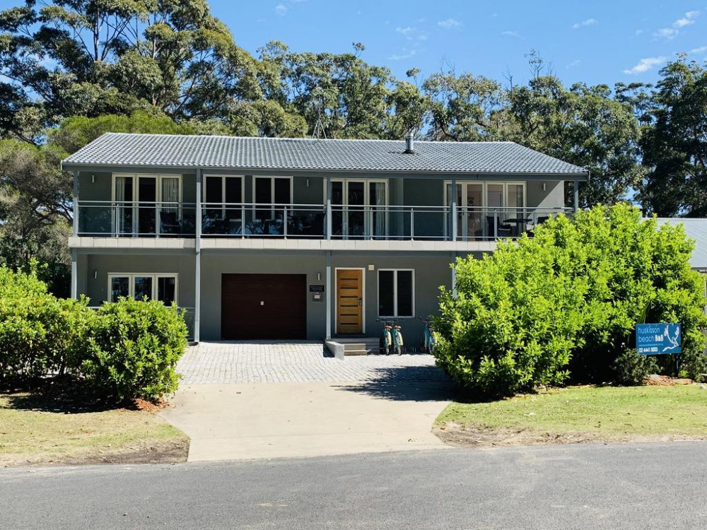 Vacation Hub International - VHI - Huskisson Beach Bed and Breakfast