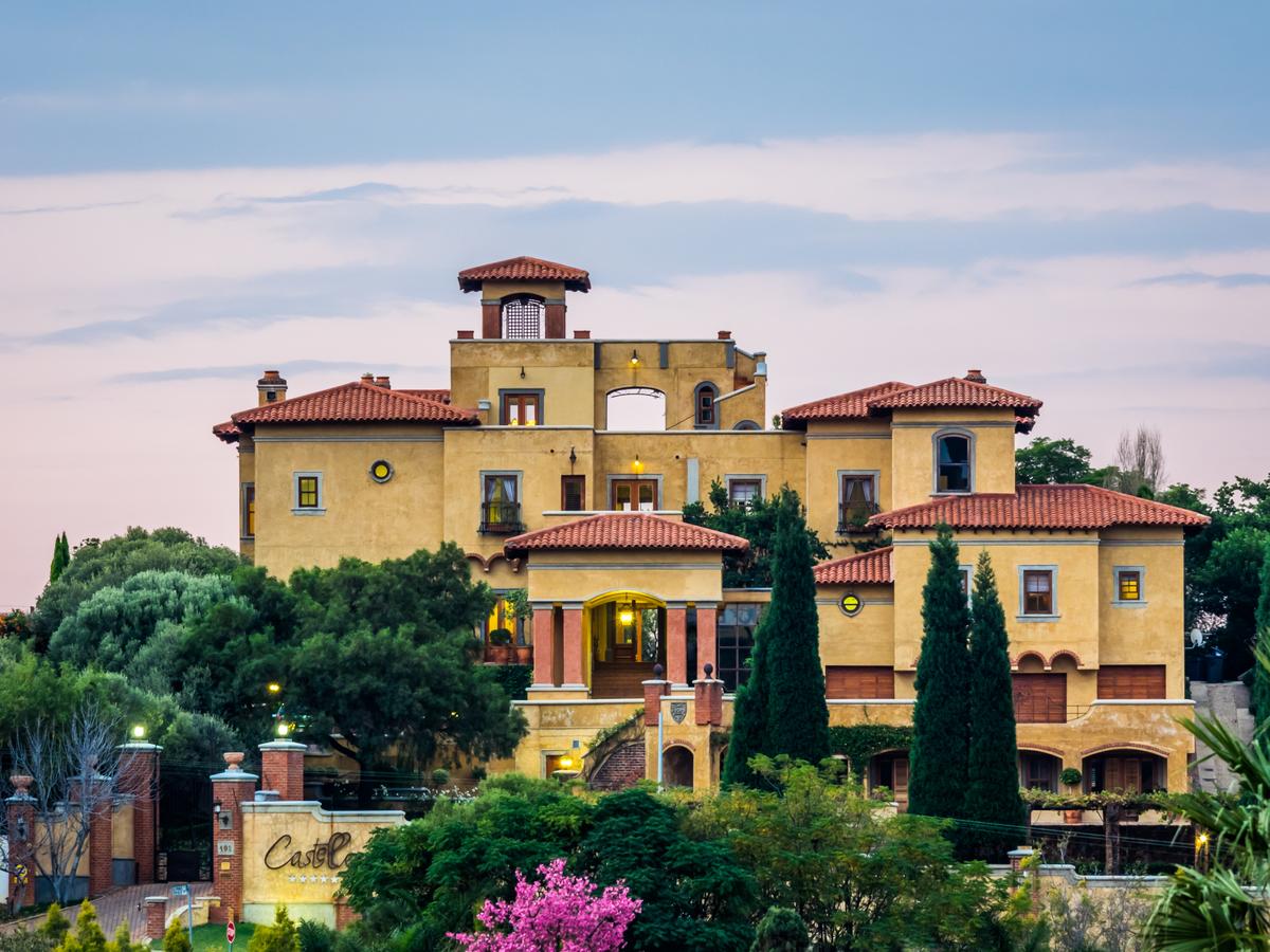 Vacation Hub International - VHI - Castello Di Monte