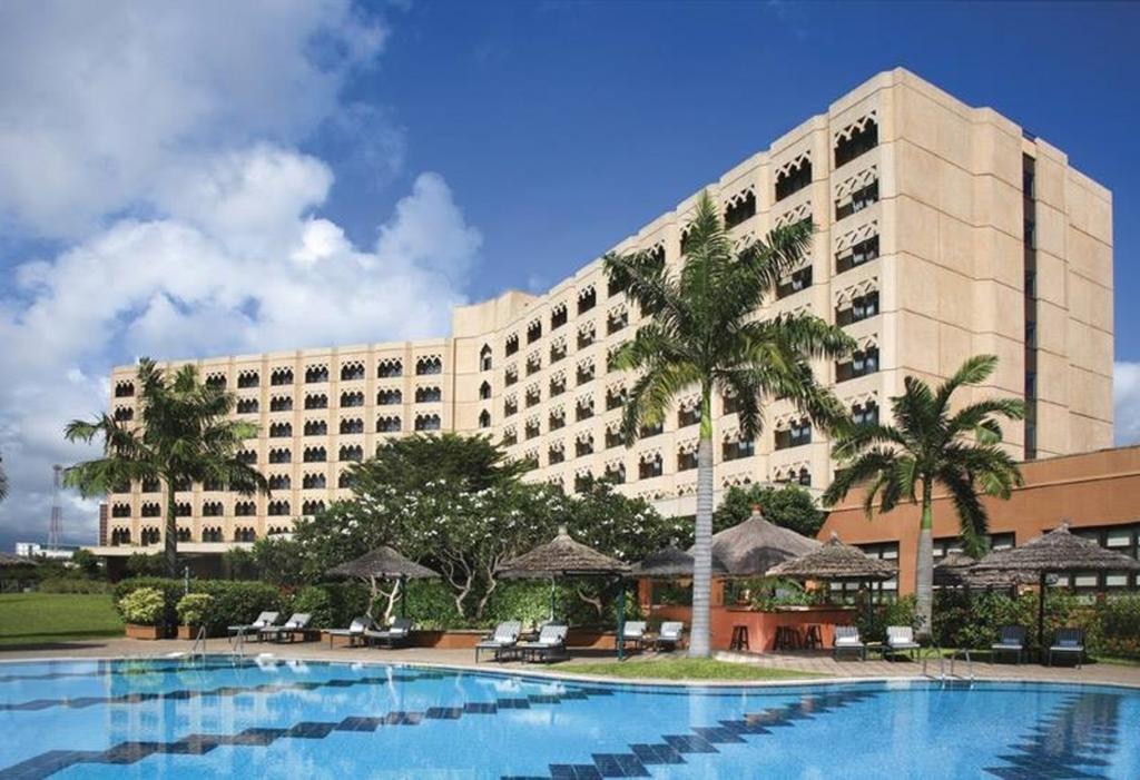 Vacation Hub International - VHI - Movenpick Royal Palm Hotel