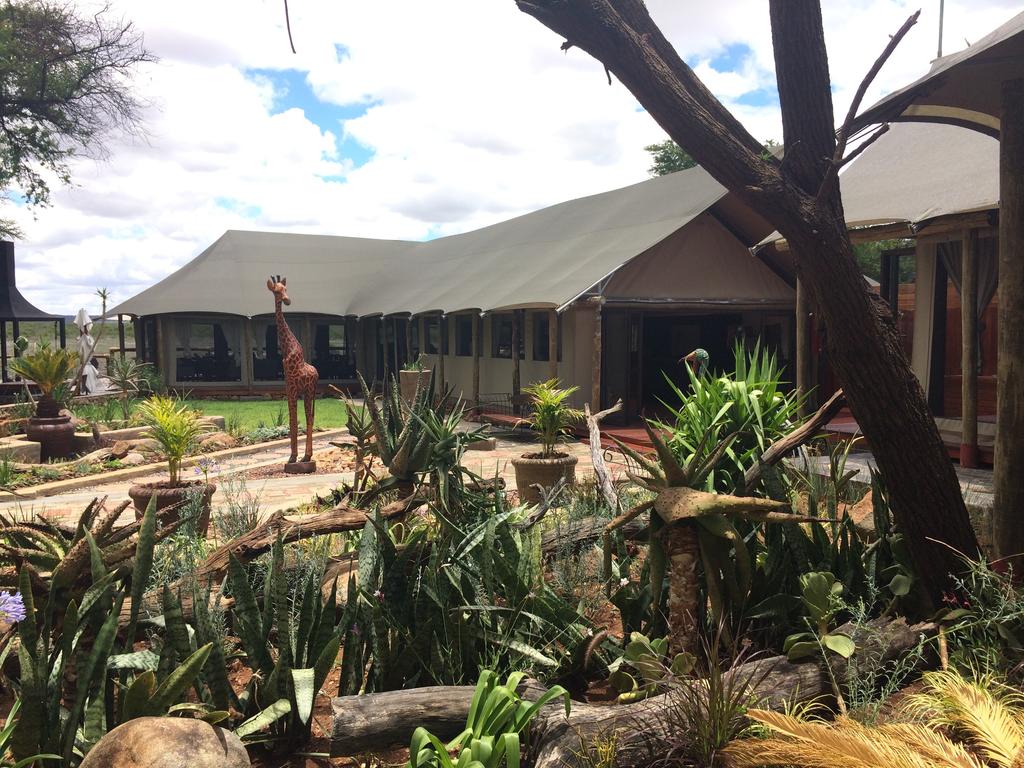 Vacation Hub International - VHI - Tau Game Lodge