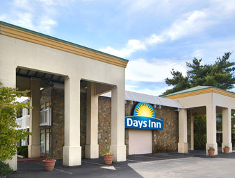 Vacation Hub International - VHI - Days Inn University Area