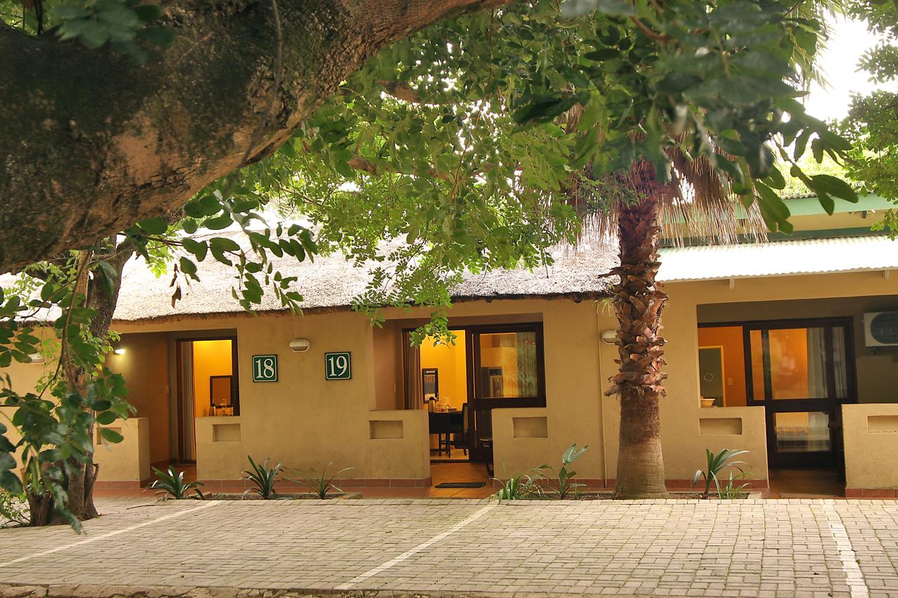 Vacation Hub International - VHI - Hotel Numbi  & Garden Suites
