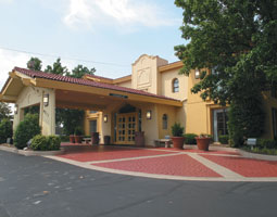 Vacation Hub International - VHI - La Quinita Inn Nashville South