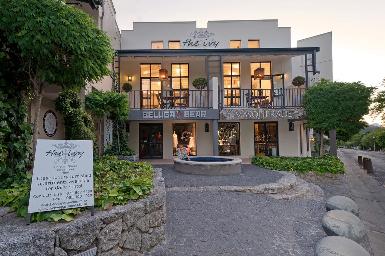 Vacation Hub International - VHI - The Ivy Apartments