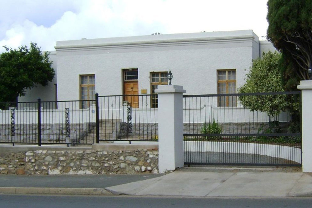 Vacation Hub International - VHI - Traveller's Joy Guest House