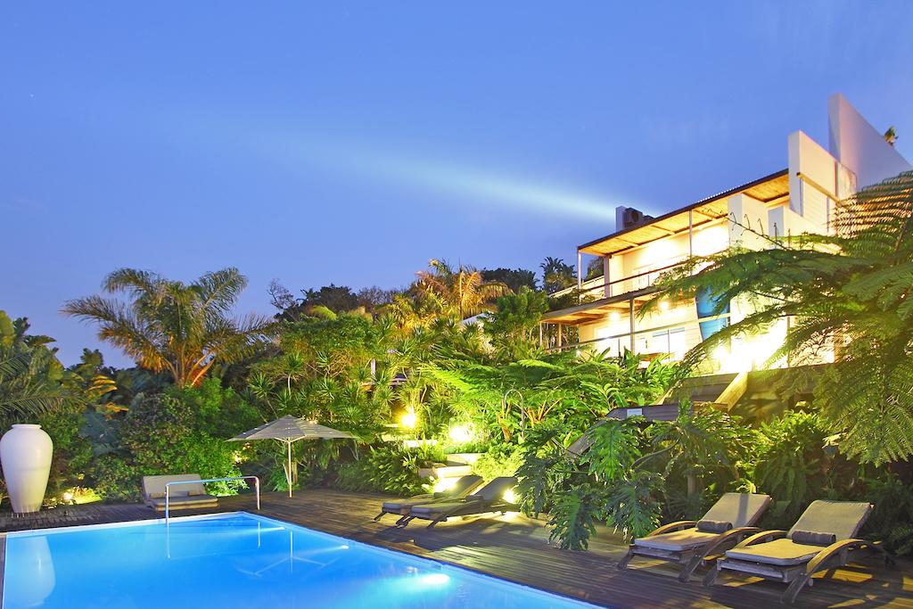 Vacation Hub International - VHI - Days At Sea Beach Lodge