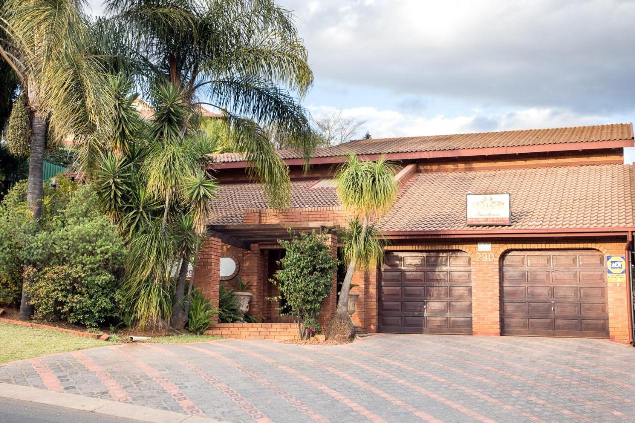 Vacation Hub International - VHI - Ula Guest House
