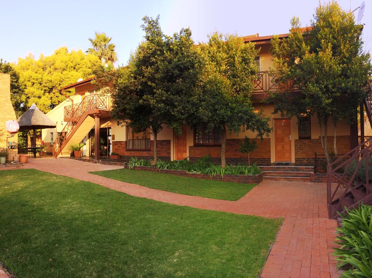 Vacation Hub International - VHI - Clubview Guest House