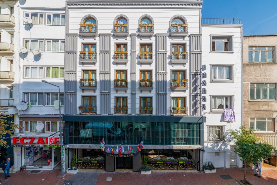 Vacation Hub International - VHI - Skalion Hotel