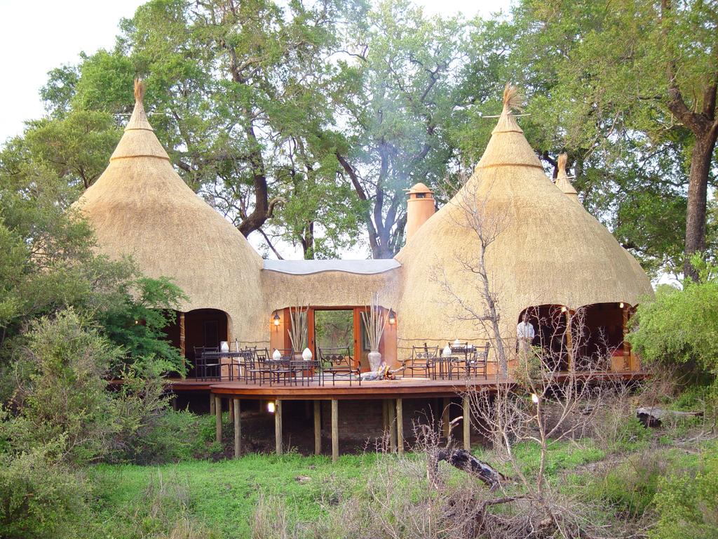 Vacation Hub International - VHI - Hoyo Hoyo Safari Lodge