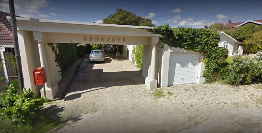 Vacation Hub International - VHI - Kennedy's Beach Villa