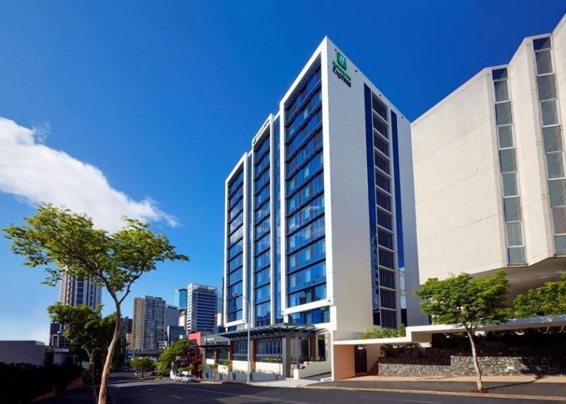 Vacation Hub International - VHI - Holiday Inn Express Brisbane Spring Hill