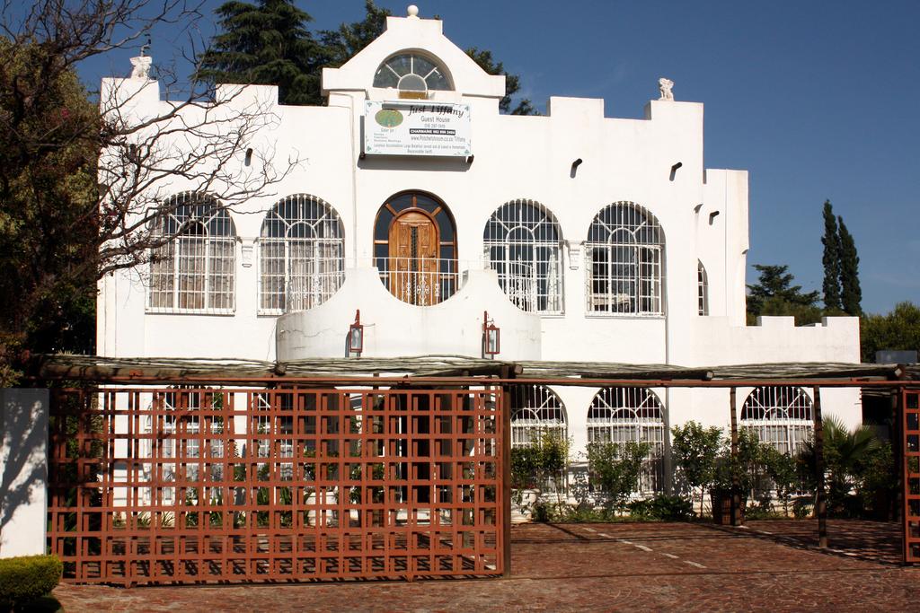 Vacation Hub International - VHI - Just Tiffany Guesthouse