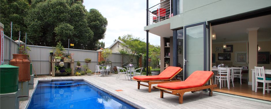 Vacation Hub International - VHI - 17onWellington Suites