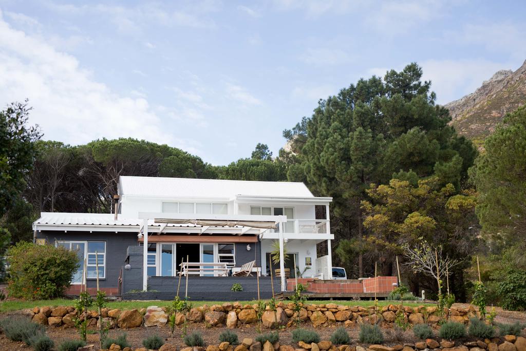 Vacation Hub International - VHI - View Lodge Gordons Bay