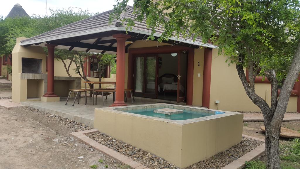 Vacation Hub International - VHI - Jabula Lodge & Restaurant