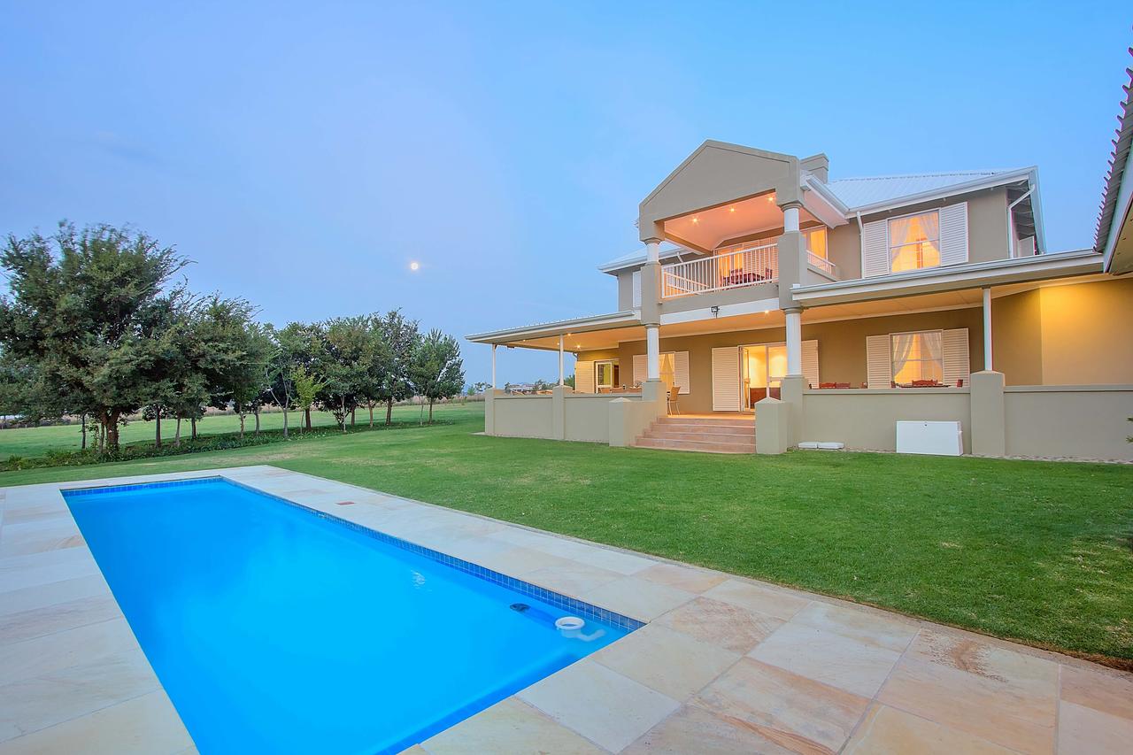 Vacation Hub International - VHI - Vaal Manor