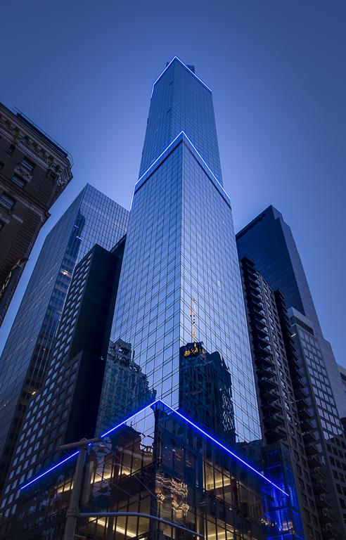Vacation Hub International - VHI - Courtyard New York Manhattan Central Park