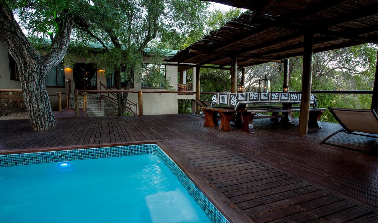 Vacation Hub International - VHI - Ximongwe River Camp - Hippo Cottage