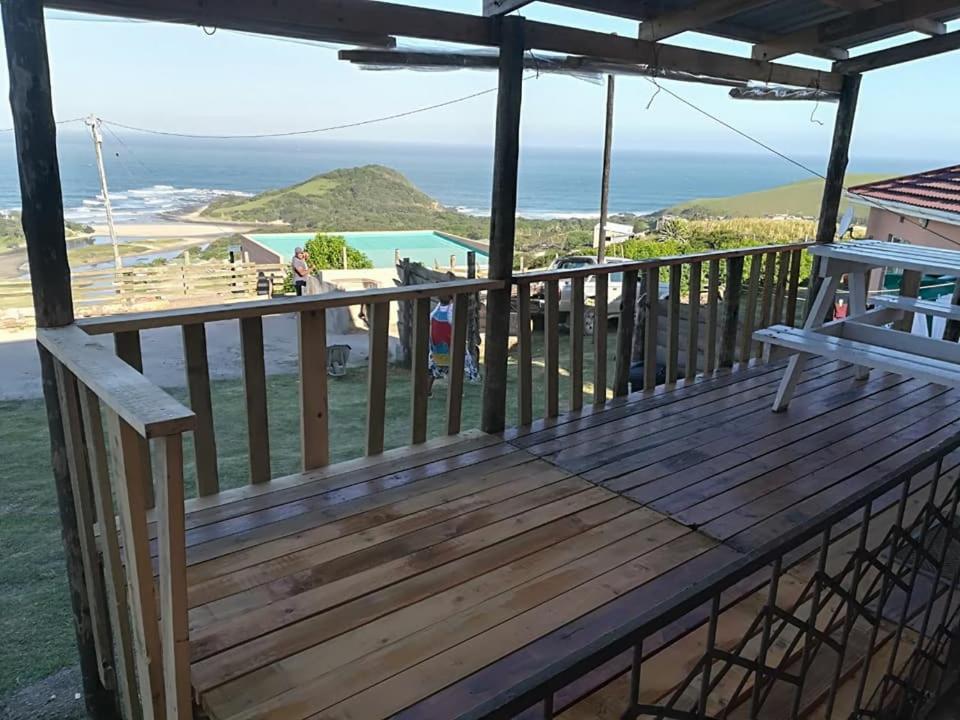 Vacation Hub International - VHI - Hillside View Guesthouse