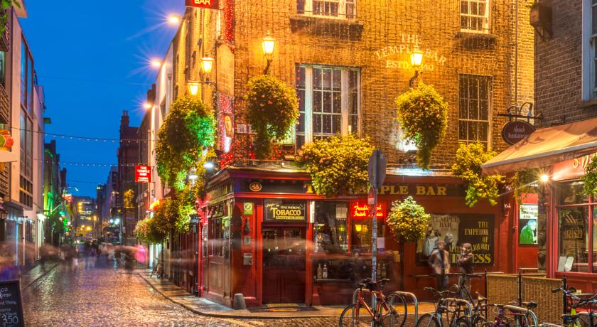 Vacation Hub International - VHI - Kinlay House Hostel