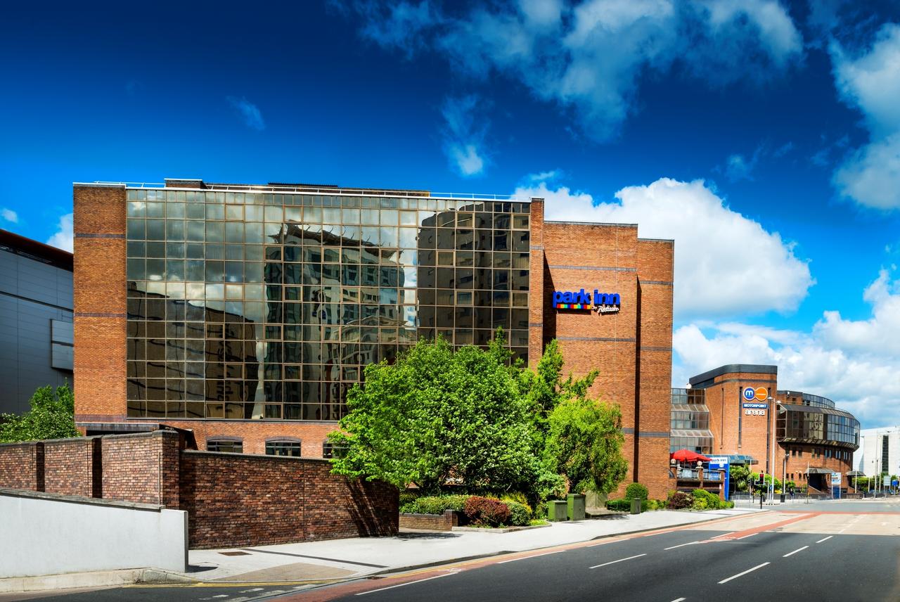 Vacation Hub International - VHI - Park Inn by Radisson Cardiff City Centre