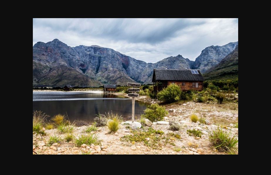 Vacation Hub International - VHI - Slanghoek Mountain Resort - Platbos Log Cabins