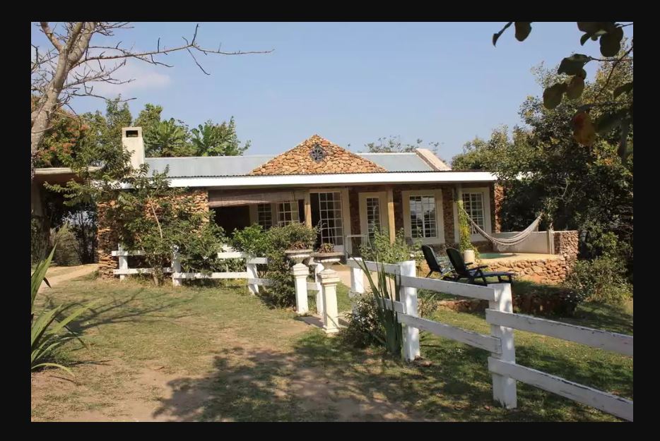 Vacation Hub International - VHI - Ashbourne Country Escape