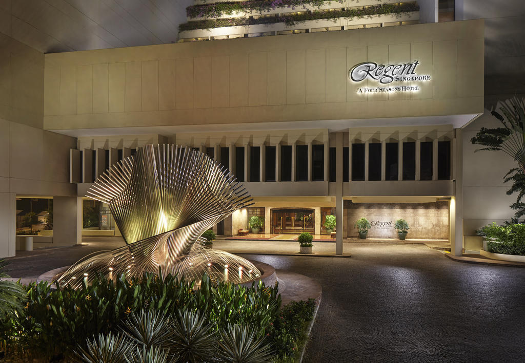 Vacation Hub International - VHI - Regent Singapore