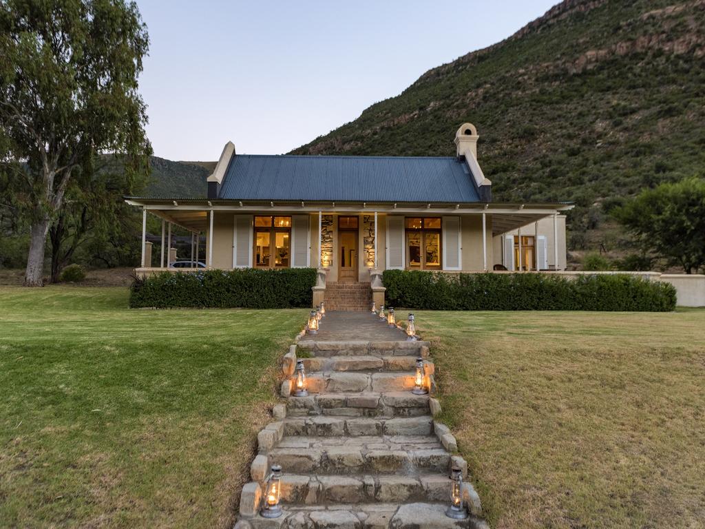Vacation Hub International - VHI - Mount Camdeboo Private Game Reserve