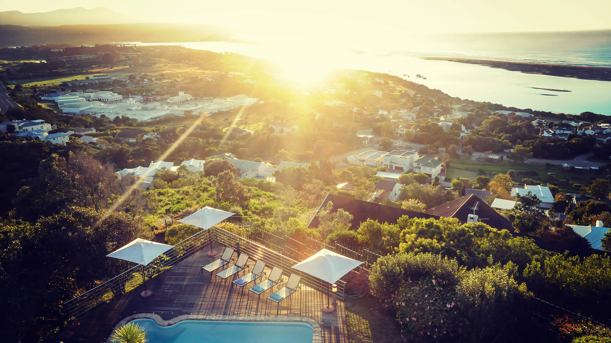 Vacation Hub International - VHI - La Vista Lodge