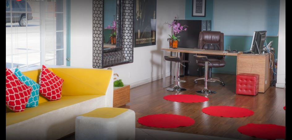 Vacation Hub International - VHI - The Dixie Hollywood Hotel