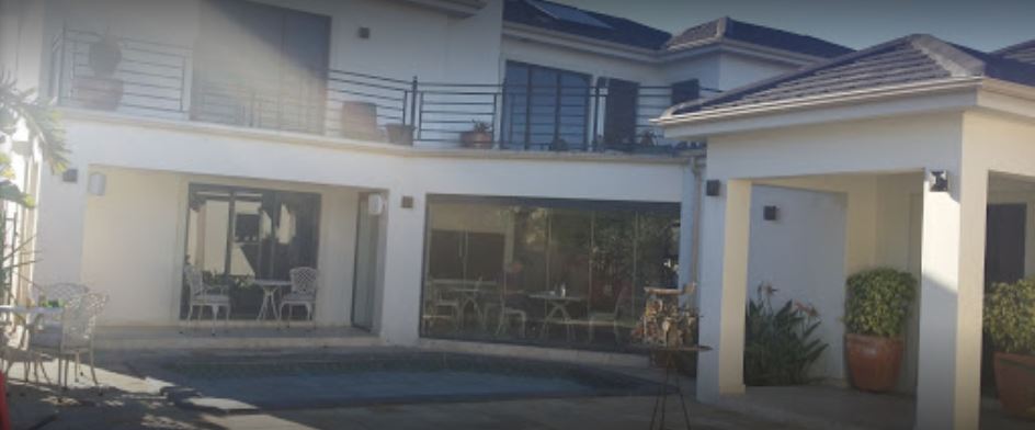 Vacation Hub International - VHI - West Coast Lodge
