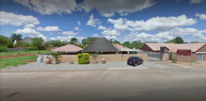 Vacation Hub International - VHI - Bushmen Inn Guesthouse