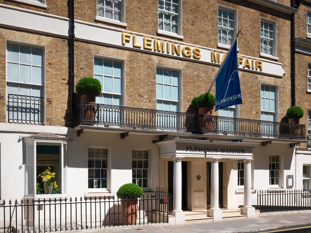 Vacation Hub International - VHI - Flemings Mayfair