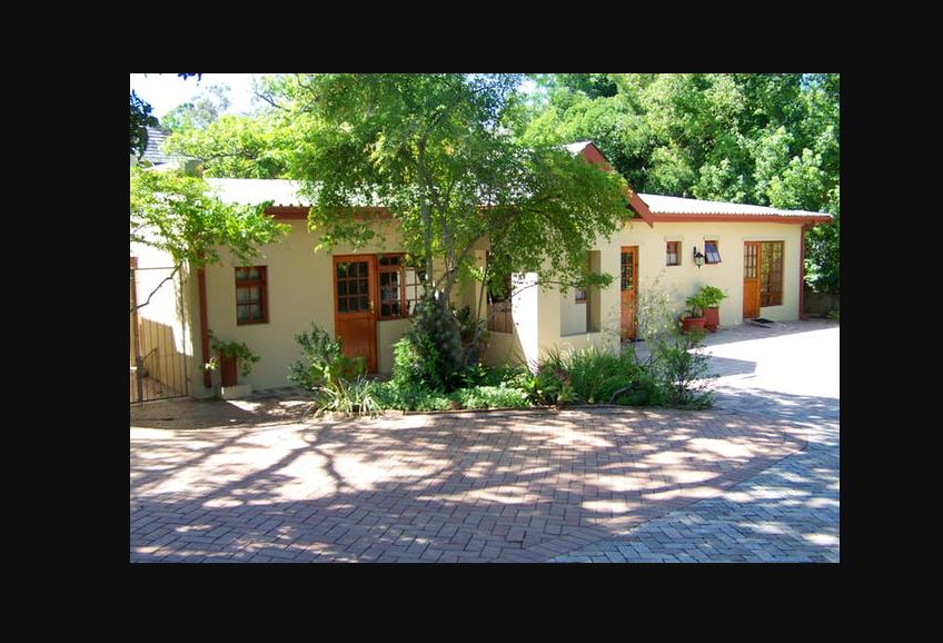 Vacation Hub International - VHI - Mongoose Manor Bed & Breakfast