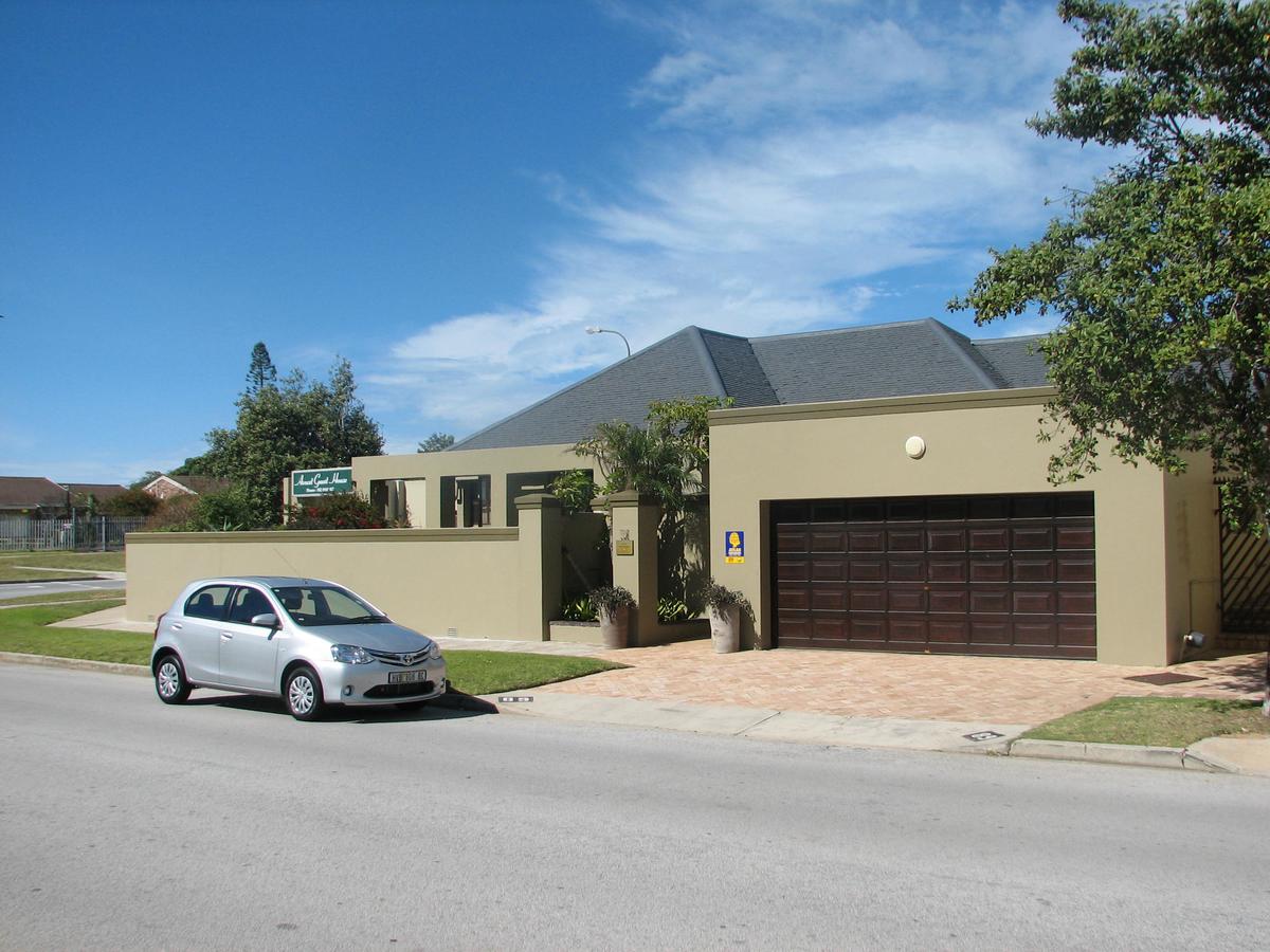 Vacation Hub International - VHI - Avocet Guest House